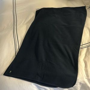 Dudley Stephens fleece wrap